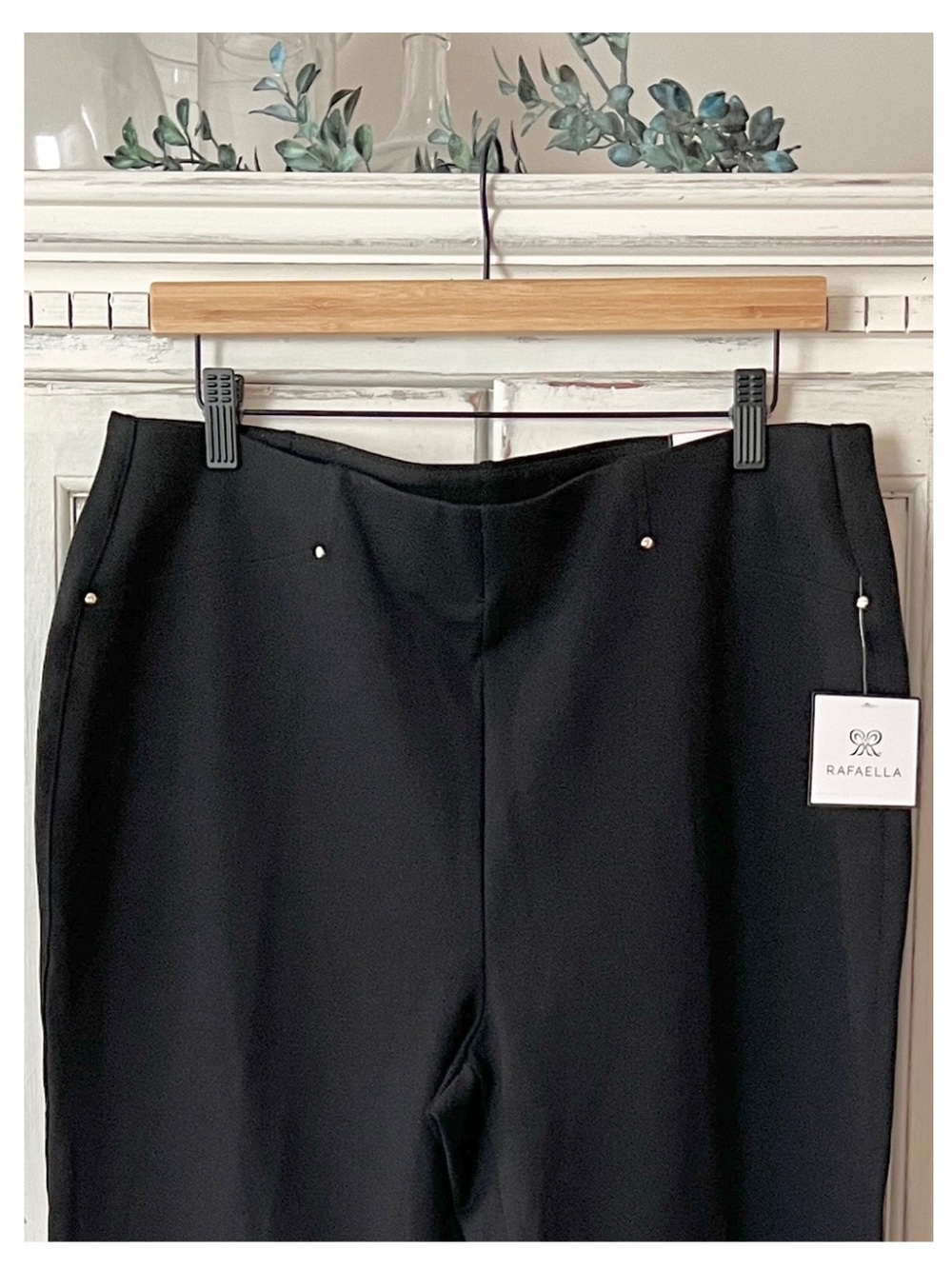 🟠NWT RAFAELLA Plus Comfort Fit Stretch Boot-Cut Pull On Pants in Black Sz 16 - Picture 2 of 8
